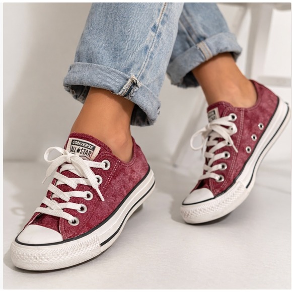 Converse Shoes - Converse Chuck Taylor All Star Low Top Burgundy Canvas Sneakers Womens 8